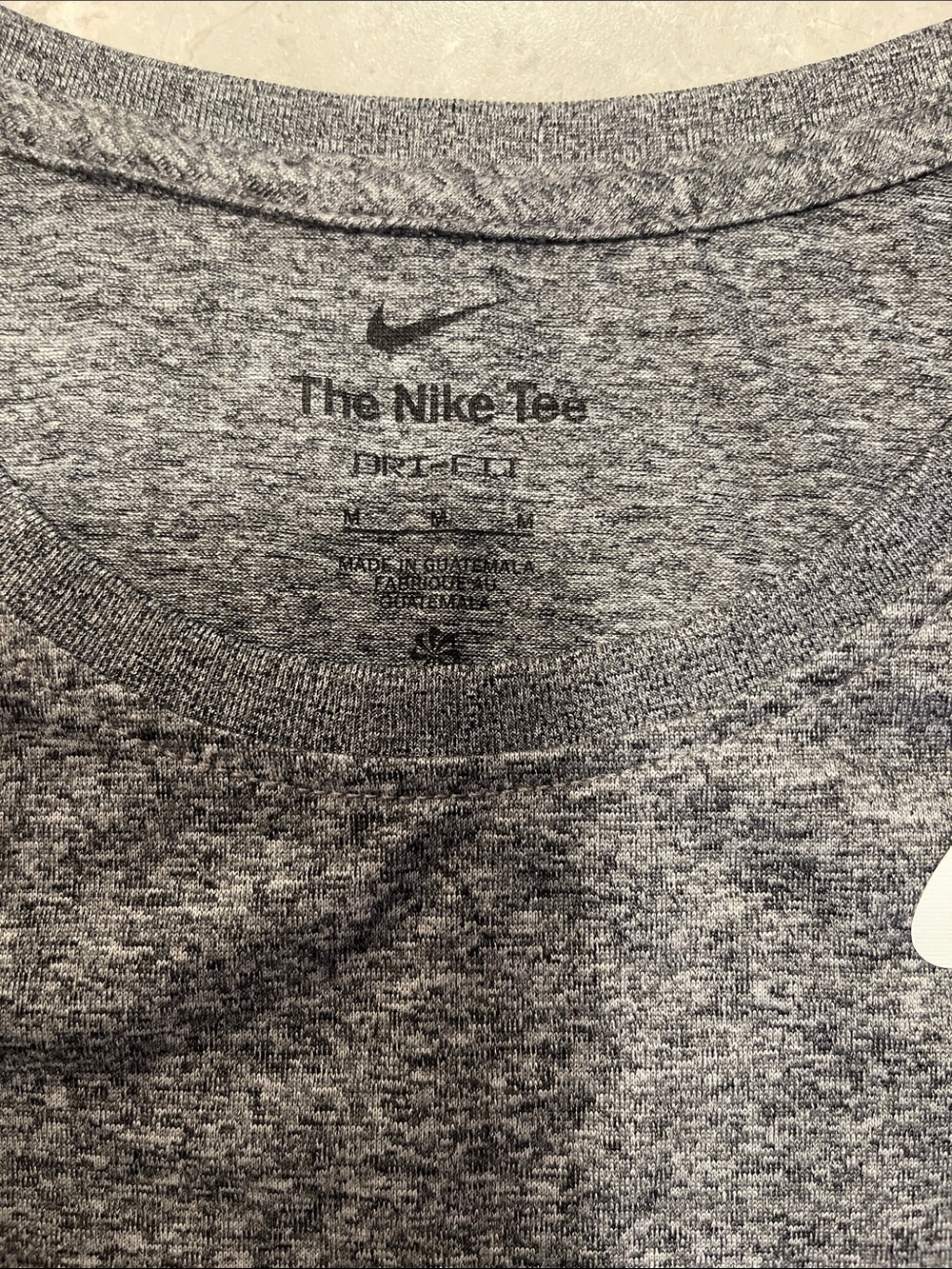 Nike - Picture 3 of 3